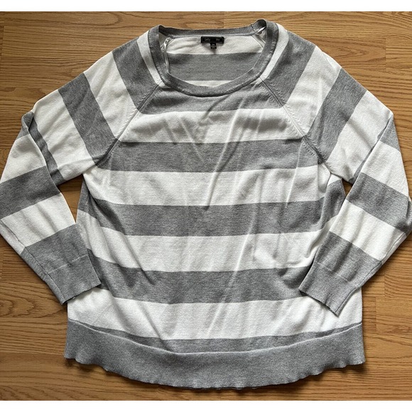 Lety & Me Lynne Pullover Long Sleeve Stripe Shirt (Size 2X, Light Grey) - Picture 1 of 2